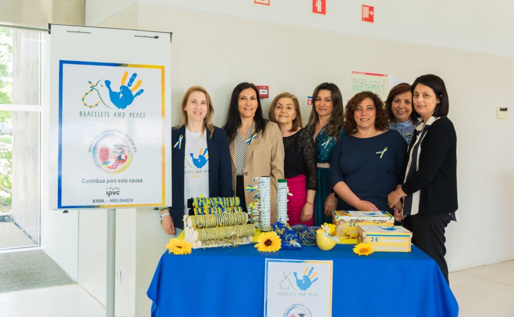 Elsa with some of the staff from the Escola
